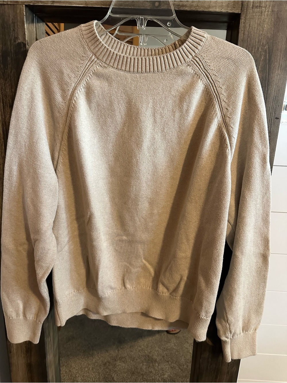 Banana Republic Men’s L Beige 100% Cotton Crewneck Sweater Raglan Sleeve